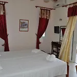 Olympion Village 아파트호텔 3*