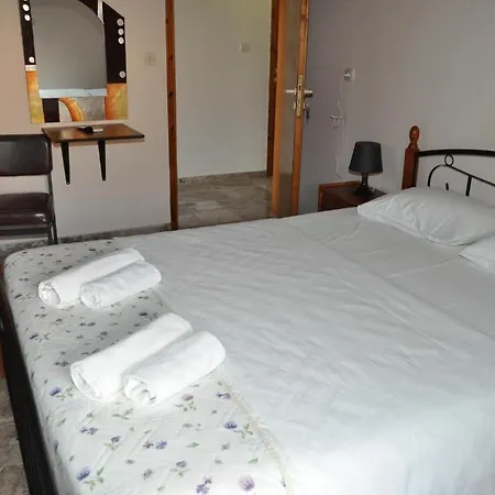 Olympion Village מלון דירות 3*