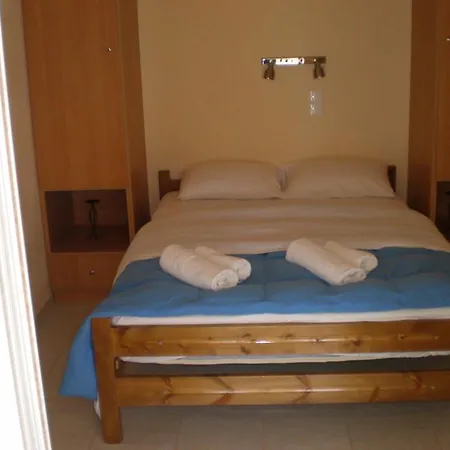 מלון דירות Olympion Village 3*