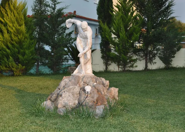 Aparthotel Olympion Village 3*